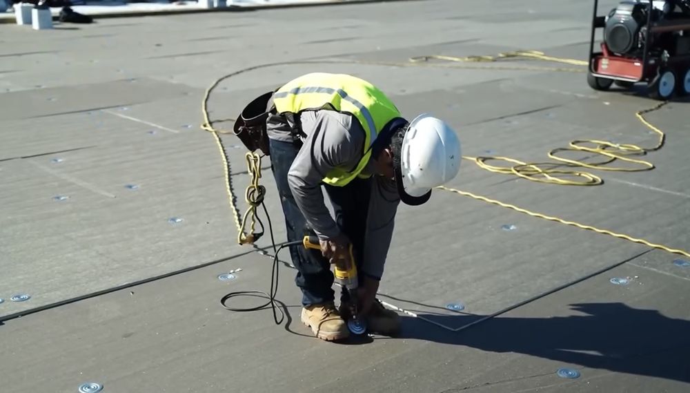 Slide of Fix Roofing