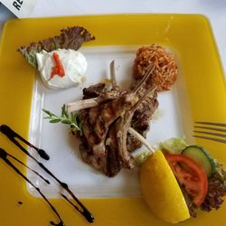 Akropolis - Nice presentation...miss the food in the States