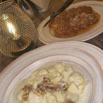 Sosta Caffe - Fiocchi di Pera Braised Beef Ravioli Bolognese - Italian Near Me - Pembroke Pines, Florida Sosta Caffe - Fiocchi di Pera Braised Beef Ravioli Bolognese - Italian Near Me - Pembroke Pines, Florida