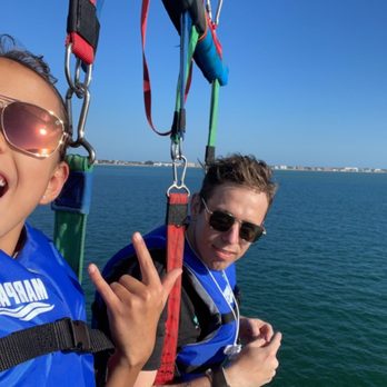 Gators Parasail - Don't yak while your slaying bro - Parasailing Near Me - Madeira Beach, Florida Gators Parasail - Don't yak while your slaying bro - Parasailing Near Me - Madeira Beach, Florida