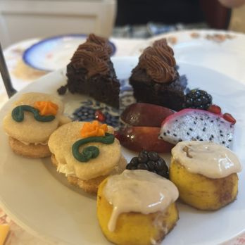 Clara J's At 219 - Sweets Fall Themed - Tea Rooms Near Me - Maumee, Ohio