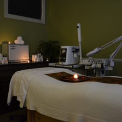 Vicky Skin Care - Facial Treatment Room