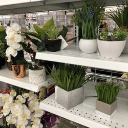 dd's DISCOUNTS