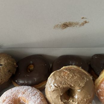 Mag’s Donuts & Bakery - Donuts Near Me - Irvine, California