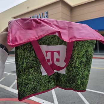 T-Mobile - reusable bag - Mobile Phones Near Me - San Mateo, California