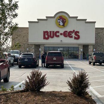 Buc-ee's - Entrance - Convenience Stores Near Me - Berthoud, Colorado