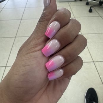Dominican Beauty Salon - Hair Salons Near Me - Miami, Florida Dominican Beauty Salon - Hair Salons Near Me - Miami, Florida