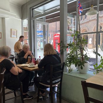 Crumpets - Coffee & Tea Near Me - London, XGL