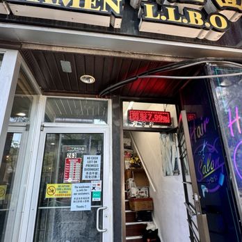 Tech Salon - Outside - Beauty & Spas Near Me - Toronto, Ontario