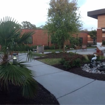 Lake Taylor Transitional Care - Relaxing courtyard - Hospitals Near Me - Norfolk, Virginia Lake Taylor Transitional Care - Relaxing courtyard - Hospitals Near Me - Norfolk, Virginia