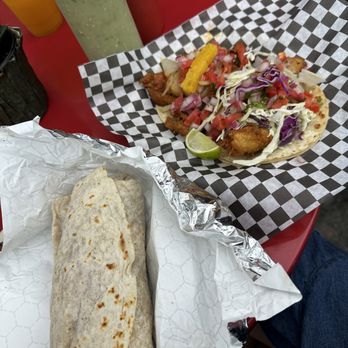 La Chingona Taqueria - Al Pastor Burrito - Food Trucks Near Me - Bellevue, Washington La Chingona Taqueria - Al Pastor Burrito - Food Trucks Near Me - Bellevue, Washington
