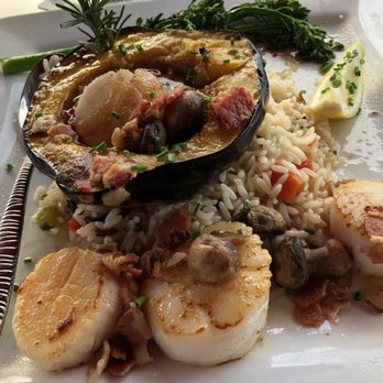 Square Grouper - Islamorada - Scallops - Seafood Near Me - Islamorada, Florida