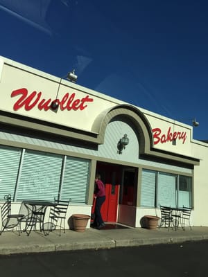 Wuollet Bakery by null