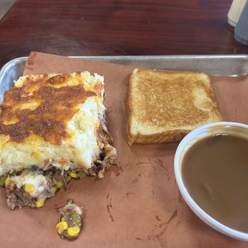 Brisky's Family Style BBQ - Brisket shepherds pie Monday special - Barbeque Near Me - St. Augustine, Florida Brisky's Family Style BBQ - Brisket shepherds pie Monday special - Barbeque Near Me - St. Augustine, Florida