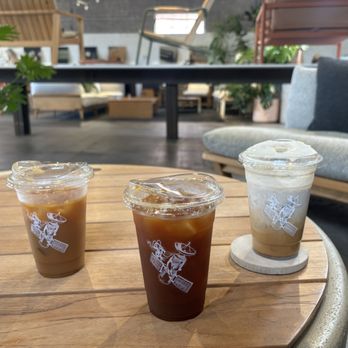 Satellite Coffee Bar - Vanilla latte, Iced americano & a banana foam white chocolate latte. - Coffee & Tea Near Me - Phoenix, Arizona Satellite Coffee Bar - Vanilla latte, Iced americano & a banana foam white chocolate latte. - Coffee & Tea Near Me - Phoenix, Arizona