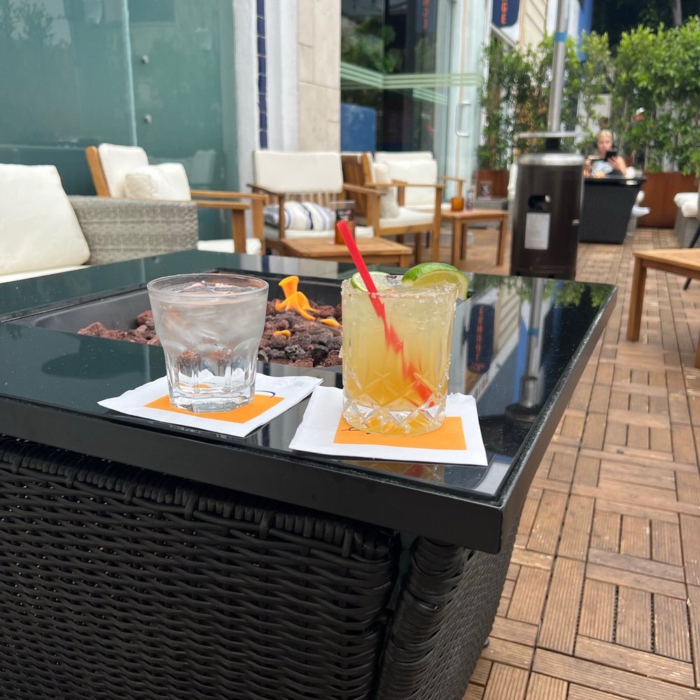 The Lounge - Cadillac margarita - Cocktail Bars Near Me - Culver City, California The Lounge - Cadillac margarita - Cocktail Bars Near Me - Culver City, California