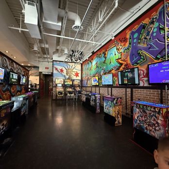 Legit Dogs & Ice - Burgers Near Me - South Elgin, Illinois