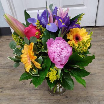 Mille Fleurs Flowers - Flower arrangement sent to me before delivering from Dallas to me in NY - Florists Near Me - Addison, Texas