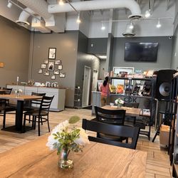 Cafe De Khan - Inside