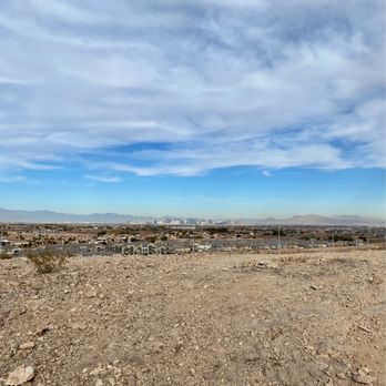 Exploration Peak Park - Las Vegas Strip view. - Parks Near Me - Las Vegas, Nevada