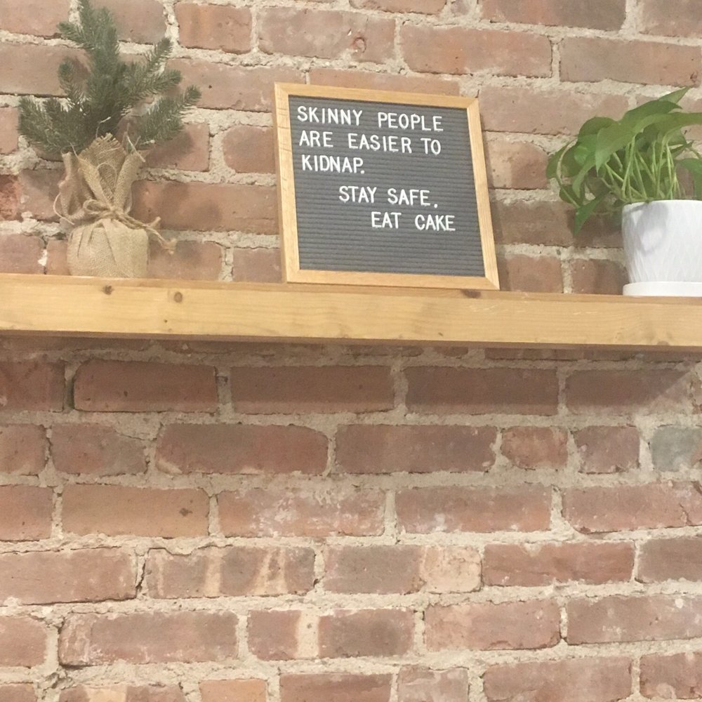 Dulce de Leche Bakery - Decor - Bakeries Near Me - Jersey City, New Jersey