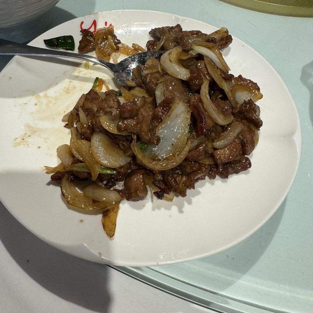 Yu's Mandarin - Mongolian Beef - Chinese Near Me - Wheeling, Illinois