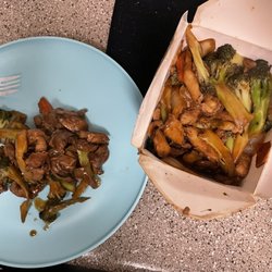 Sun Wok Chinese Cafe - Chicken and broccoli. Pretty tasty.