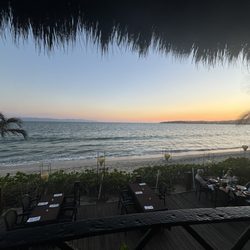 Mezzogiorno - Balcony table view