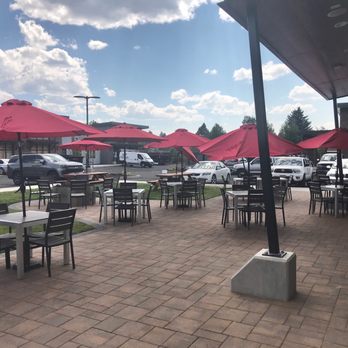 Cascade Lakes Pub on Reed Market - Patio - Brewpubs Near Me - Bend, Oregon Cascade Lakes Pub on Reed Market - Patio - Brewpubs Near Me - Bend, Oregon
