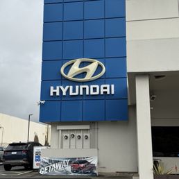 Exterior photo of Windward Hyundai - Kaneohe, Hawaii Exterior photo of Windward Hyundai - Kaneohe, Hawaii