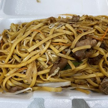 Top Tea Restaurant - noodles and meat in a styrofoam container - Bubble Tea Near Me - Baytown, Texas
