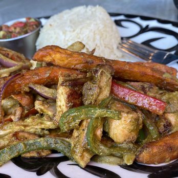 Kalaveras - Lomo Saltado - New Mexican Cuisine Near Me - Long Beach, California