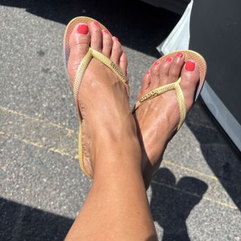 Unique Nails - Nail Salons Near Me - Broomfield, Colorado