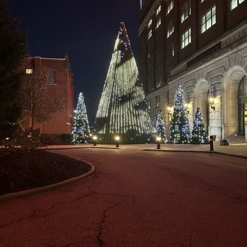 Brewery Lights - Walking Tours Near Me - Saint Louis, Missouri