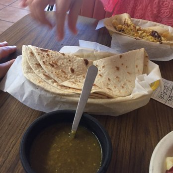 La Carreta Loncheria - Big tortillas amazing food and spicy salsa! - Mexican Near Me - Midland, Texas La Carreta Loncheria - Big tortillas amazing food and spicy salsa! - Mexican Near Me - Midland, Texas
