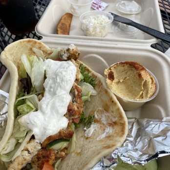 Mata Mediterranean Grill - Chicken pita with hummus - Mediterranean Near Me - Canton, Ohio