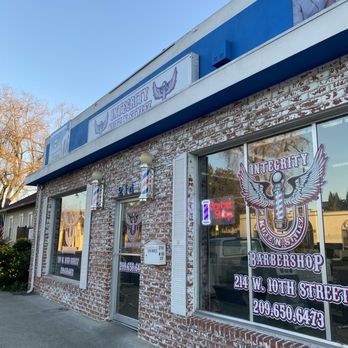 Moon Blendz - Barbers Near Me - Tracy, California Moon Blendz - Barbers Near Me - Tracy, California