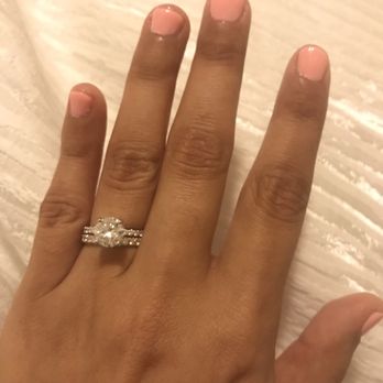 Lucky Nails Spa - Nail Salons Near Me - Santa Rosa, California