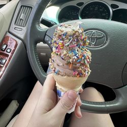 The South Pole - Chocolate soft serve with krunch kote