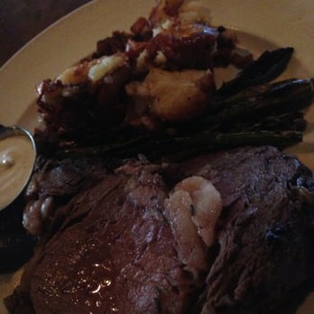 Burntwood Tavern - Smoked prime rib - New American Near Me - Solon, Ohio Burntwood Tavern - Smoked prime rib - New American Near Me - Solon, Ohio