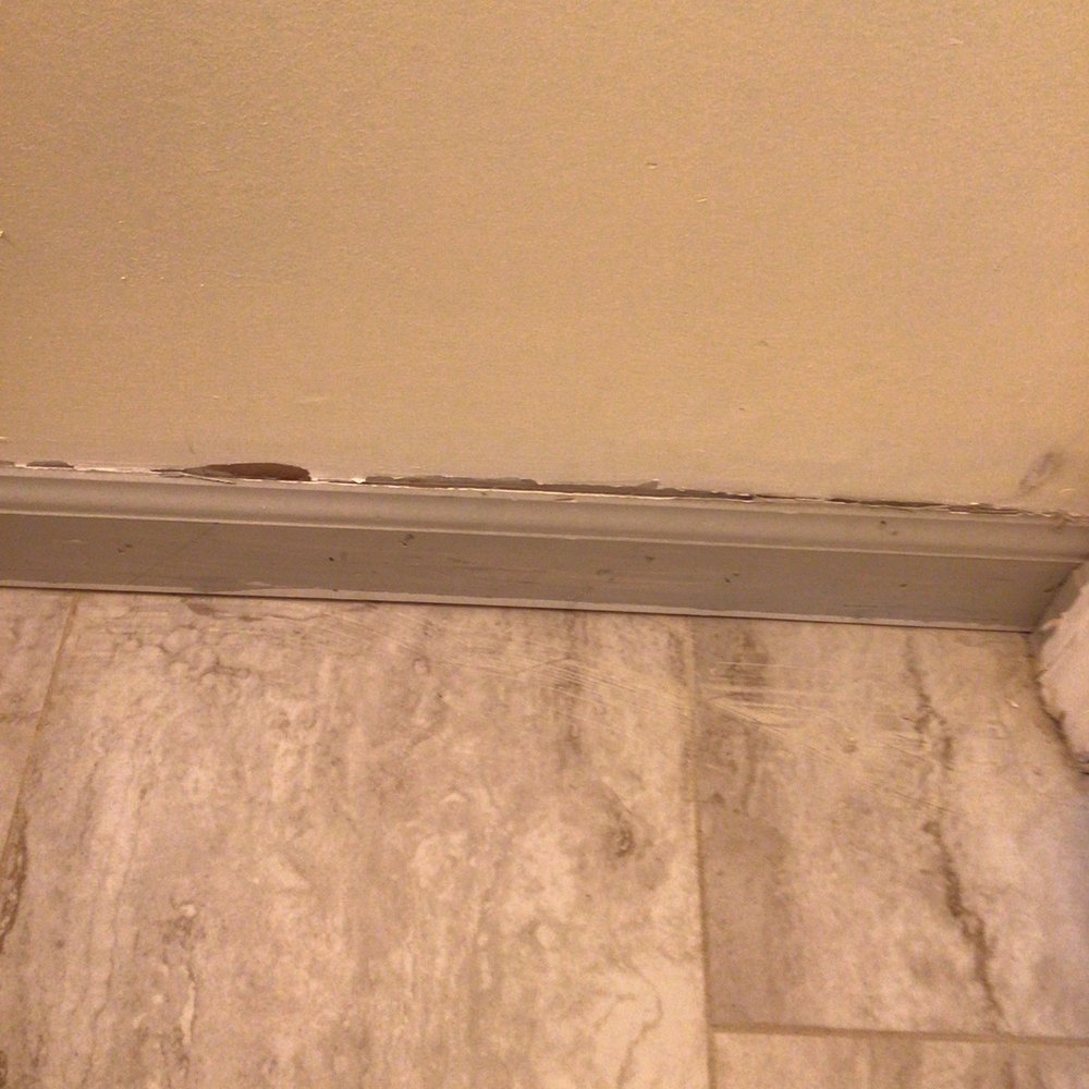 Castle Granite - Old baseboards installed instead of new painted ones - Countertop Installation Near Me - Willingboro, Pennsylvania