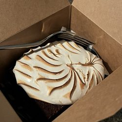 Lucy Bakes - S'more brownie