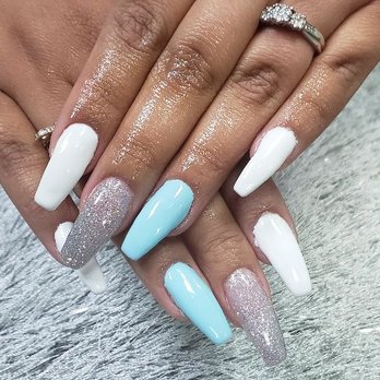 Chic Nail Salon - Uv Gel Nails - Nail Salons Near Me - Lyndhurst, New Jersey