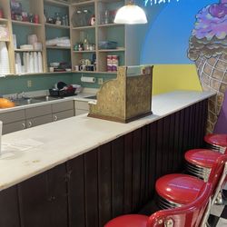 Sartin's Discount Drugs - Countertop