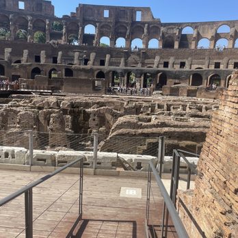 Colosseum - Landmarks & Historical Buildings Near Me - Rome, RM