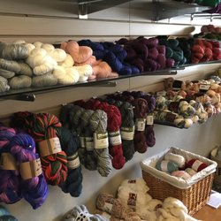 Peg’s Knit-N-Spin