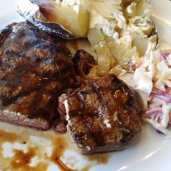 Hurricane's Grill Brighton Le Sands - Tasty quality steak - Steakhouses Near Me - Brighton-Le-Sands, NSW