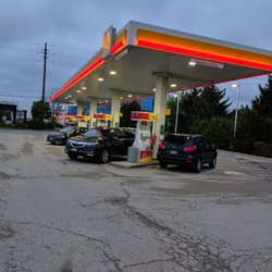 Shell - Gas bar. May 2019
