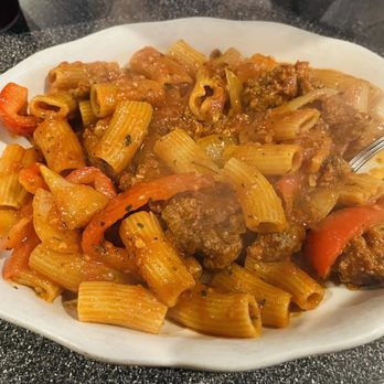 Linguine's Italian Eatery - Rigatoni bolognese - Italian Near Me - Marlborough, Massachusetts Linguine's Italian Eatery - Rigatoni bolognese - Italian Near Me - Marlborough, Massachusetts