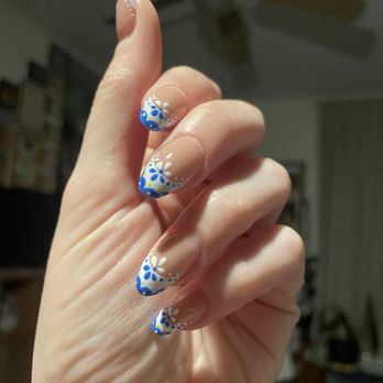 Royal Nails & Spa - Intricate design by Tracy! - Nail Salons Near Me - Oceanside, California Royal Nails & Spa - Intricate design by Tracy! - Nail Salons Near Me - Oceanside, California